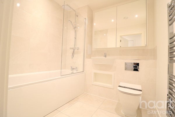 Flat Overy Liberty in Dartford