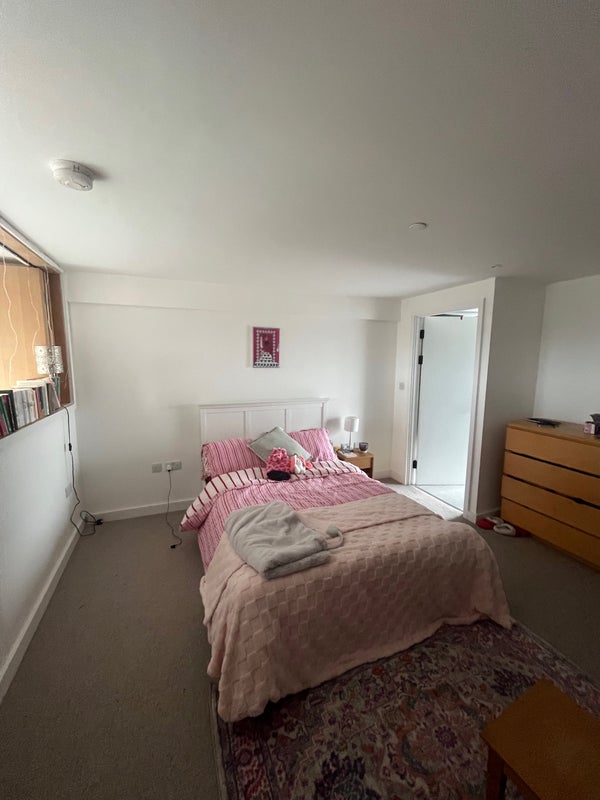 Room Spinners Way in Manchester