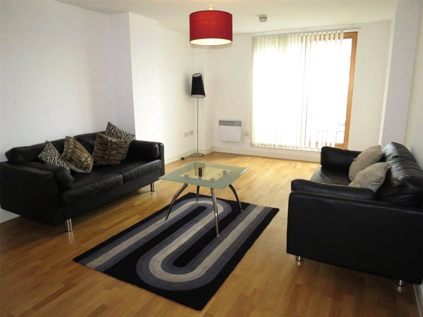 Flat Dyche Street in Manchester