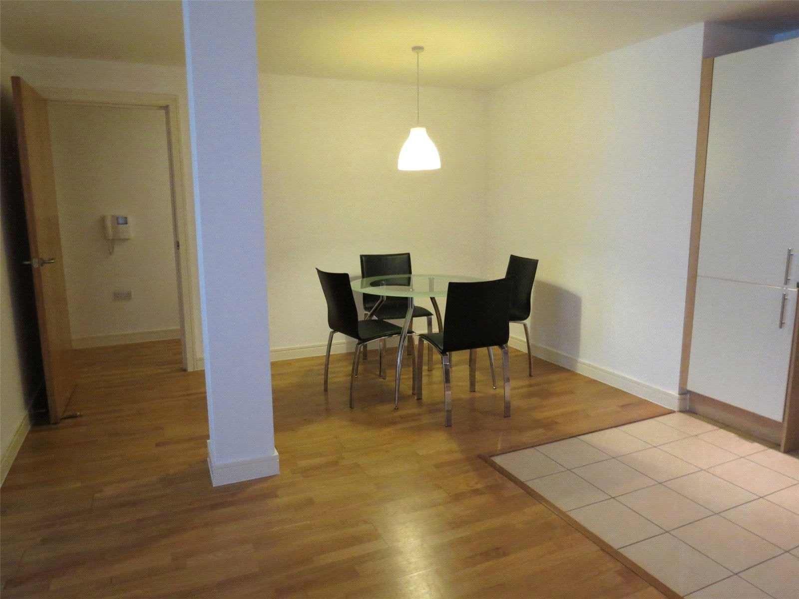 Flat Dyche Street in Manchester