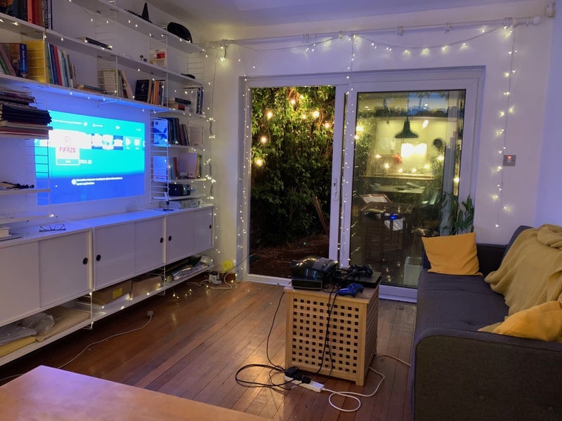 Room Shaftesbury Road in Greater London