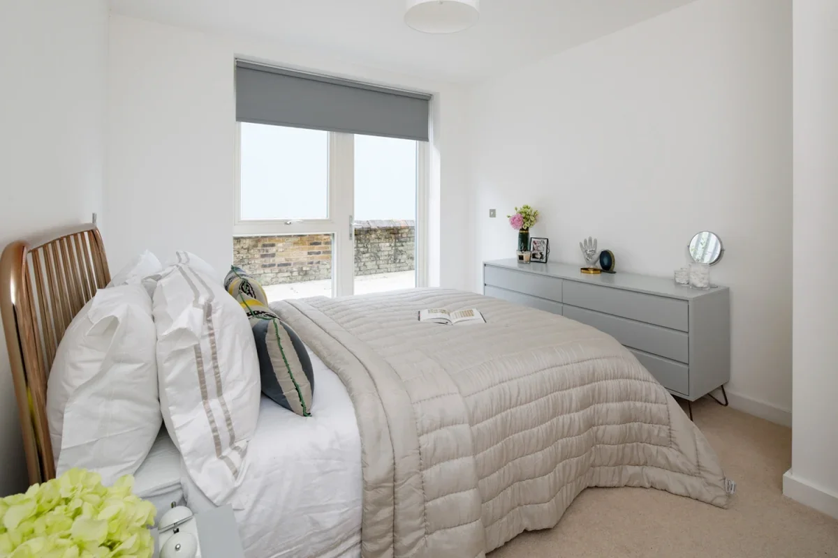 Flat Batavia Road in Greater London
