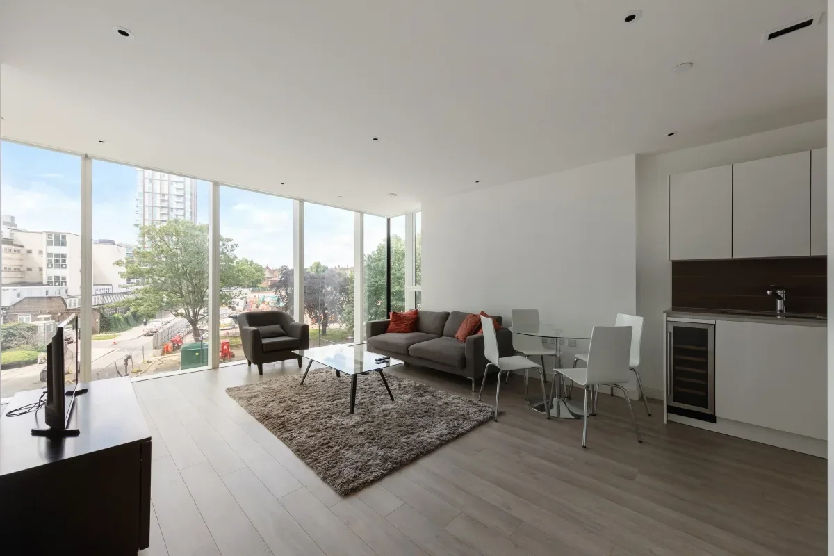 Flat Woodberry Grove in Greater London