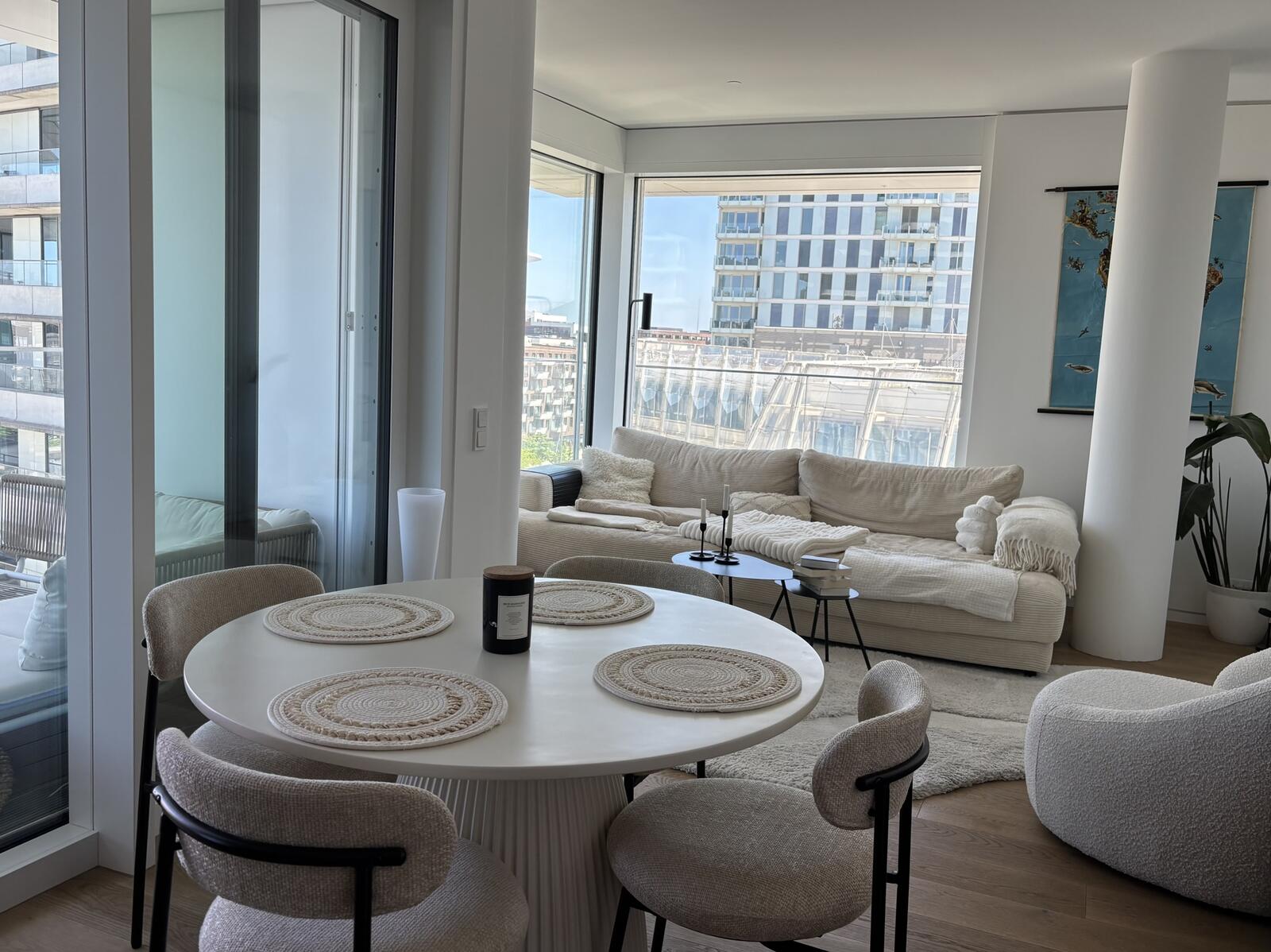 Wohnung Überseeallee in Hamburg