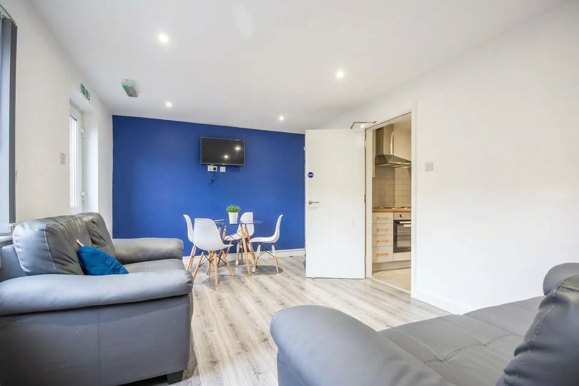 Room Sage Road in Leicester