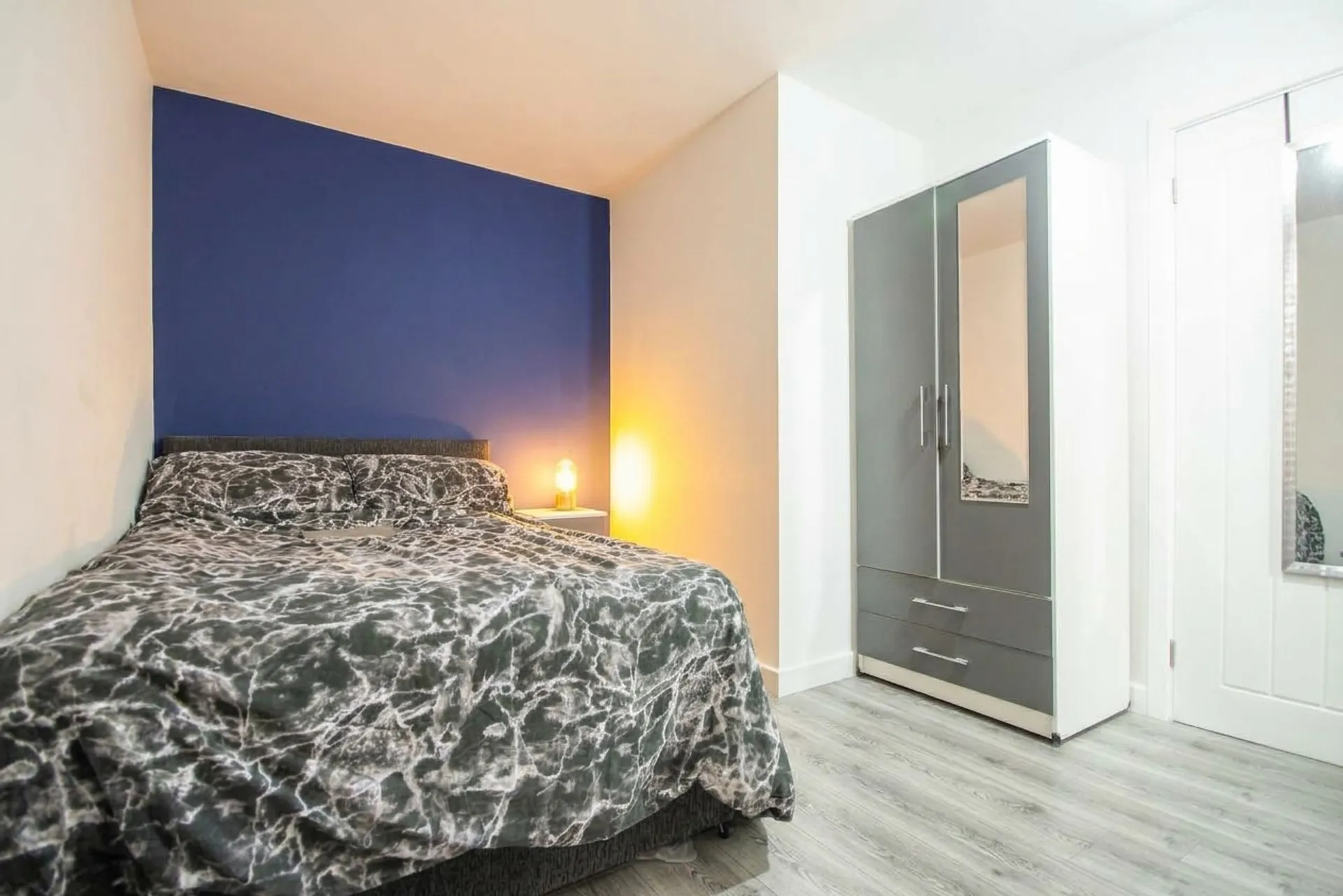 Room Sage Road in Leicester