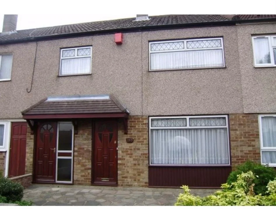 House Bastable Avenue in Greater London
