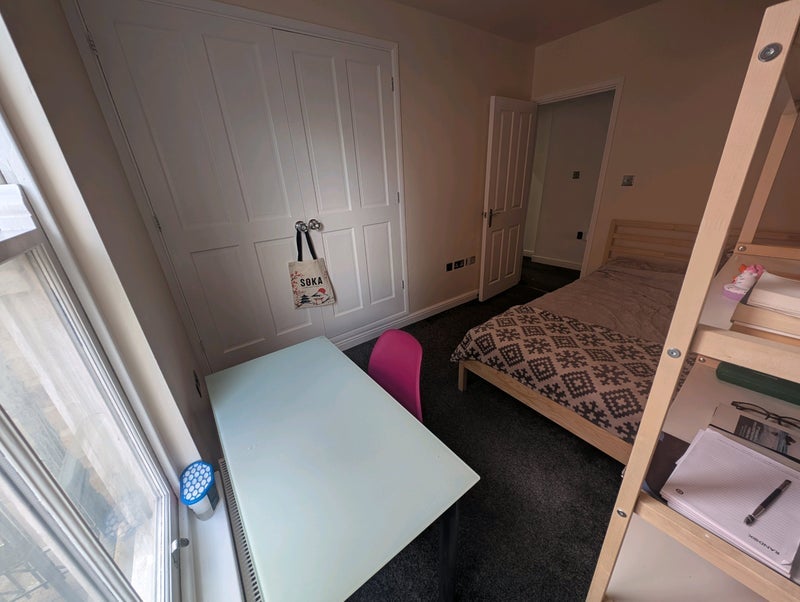 Room Roman Road in Greater London