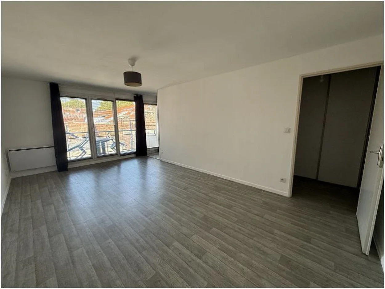 Flat Rue de Brigode in Lille