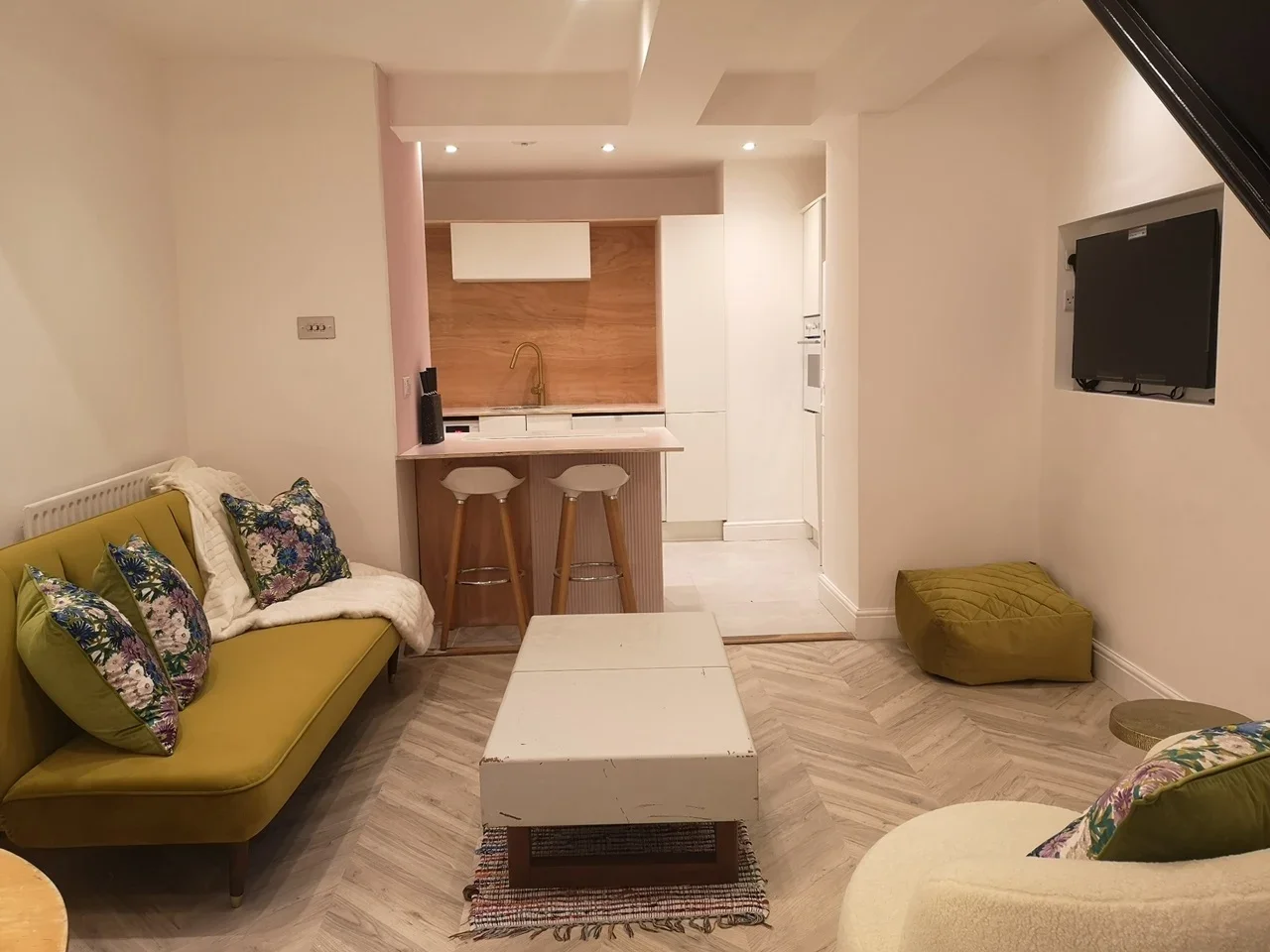 Flat Newton Road in Tunbridge Wells