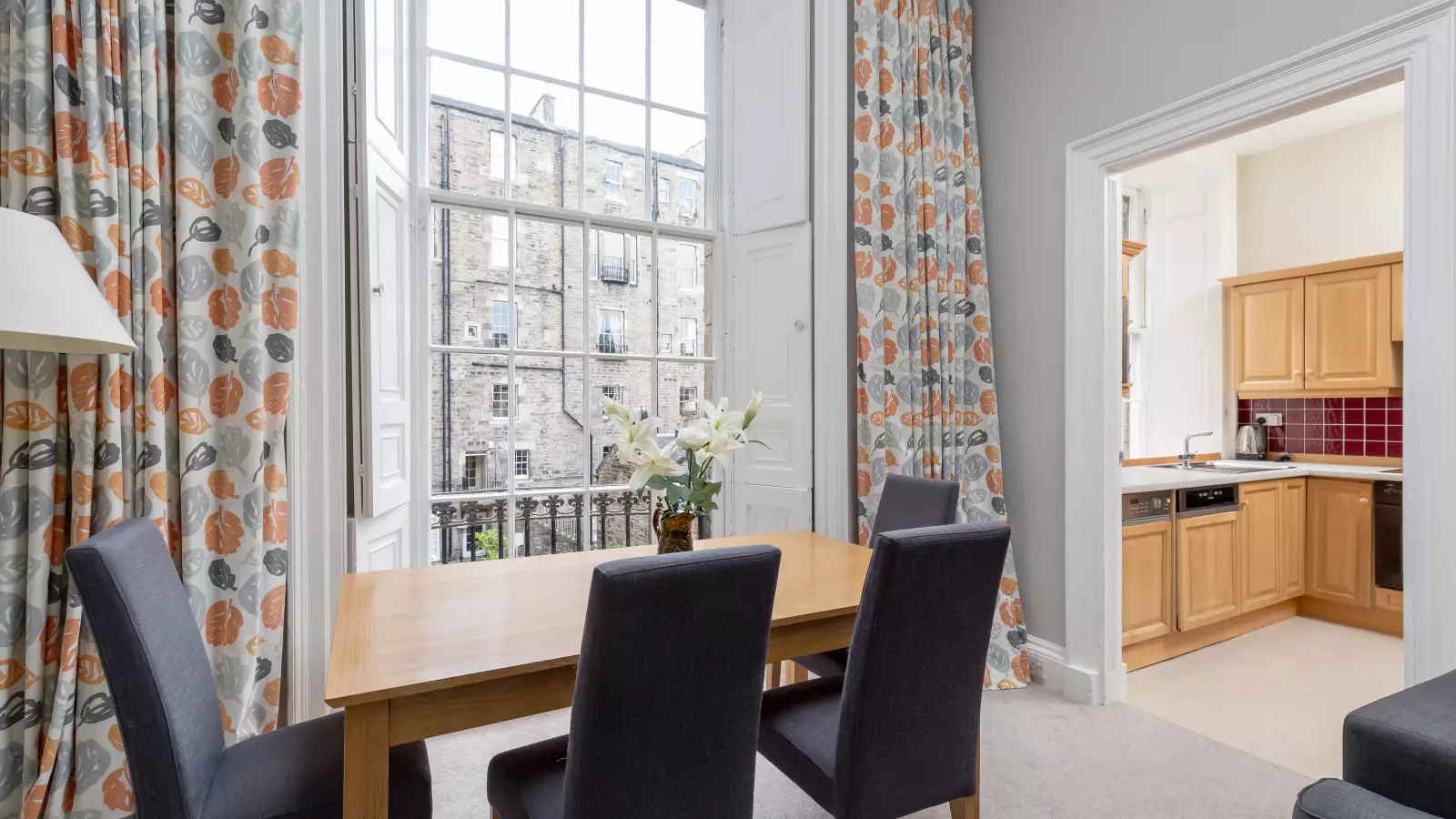 Flat Northumberland Street South East Lane in City of Edinburgh
