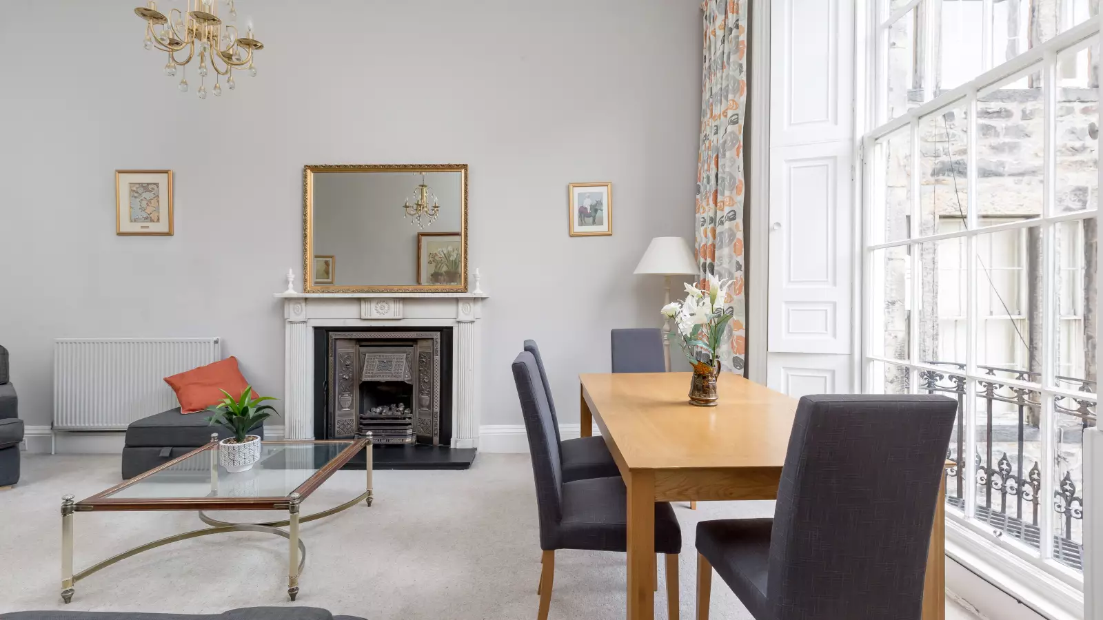 Flat Northumberland Street South East Lane in City of Edinburgh