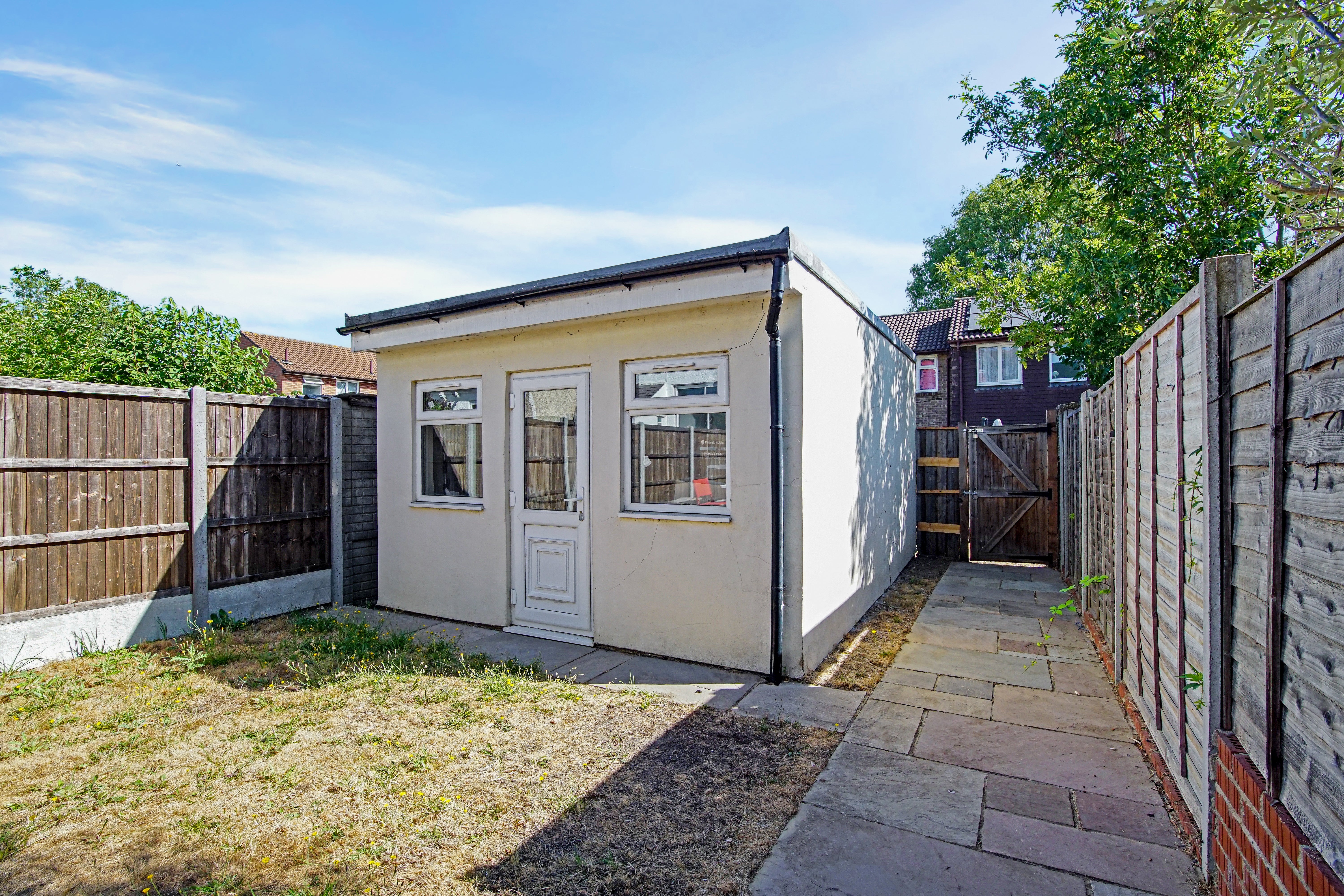 House Dixon Road in Greater London