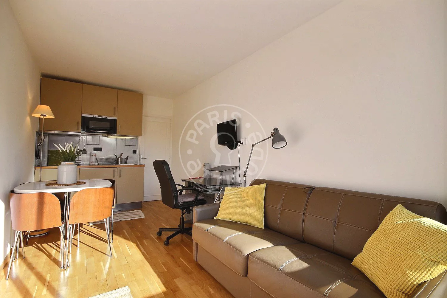 Flat Rue de la Pompe in Paris