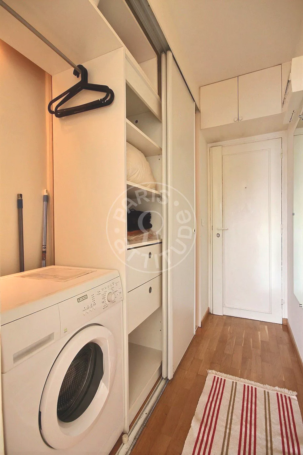 Flat Rue de la Pompe in Paris