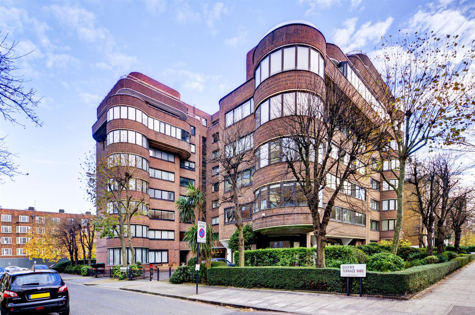 Flat Queen's Terrace in City of Westminster