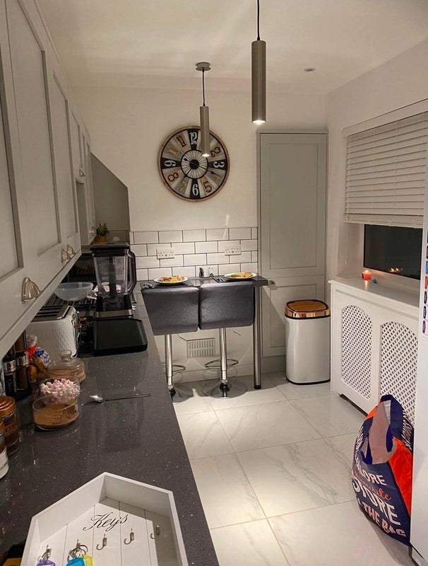 Room Wolsey Crescent in Greater London