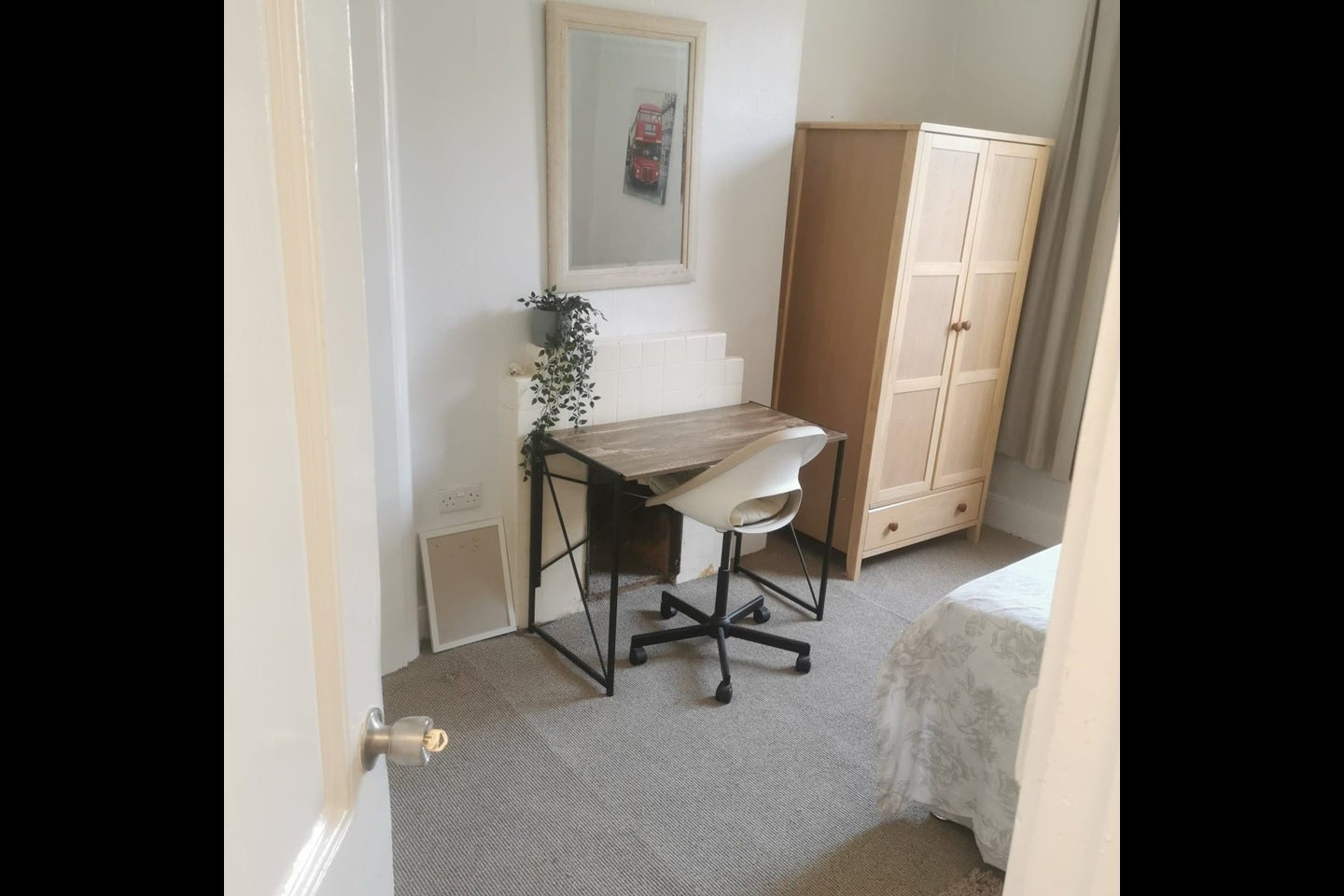 Room Hither Green Lane in Greater London