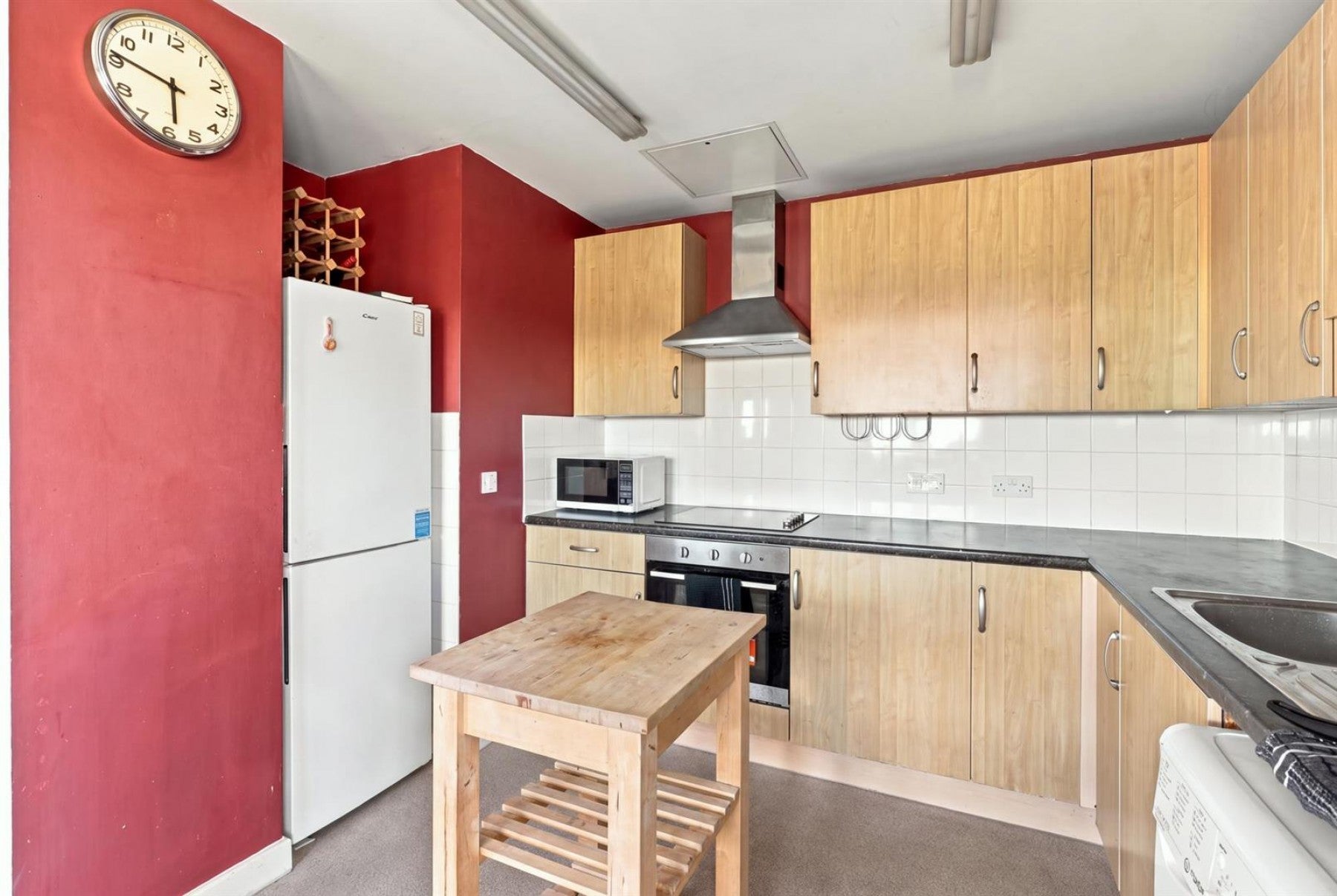 Flat Drayton Park in Greater London