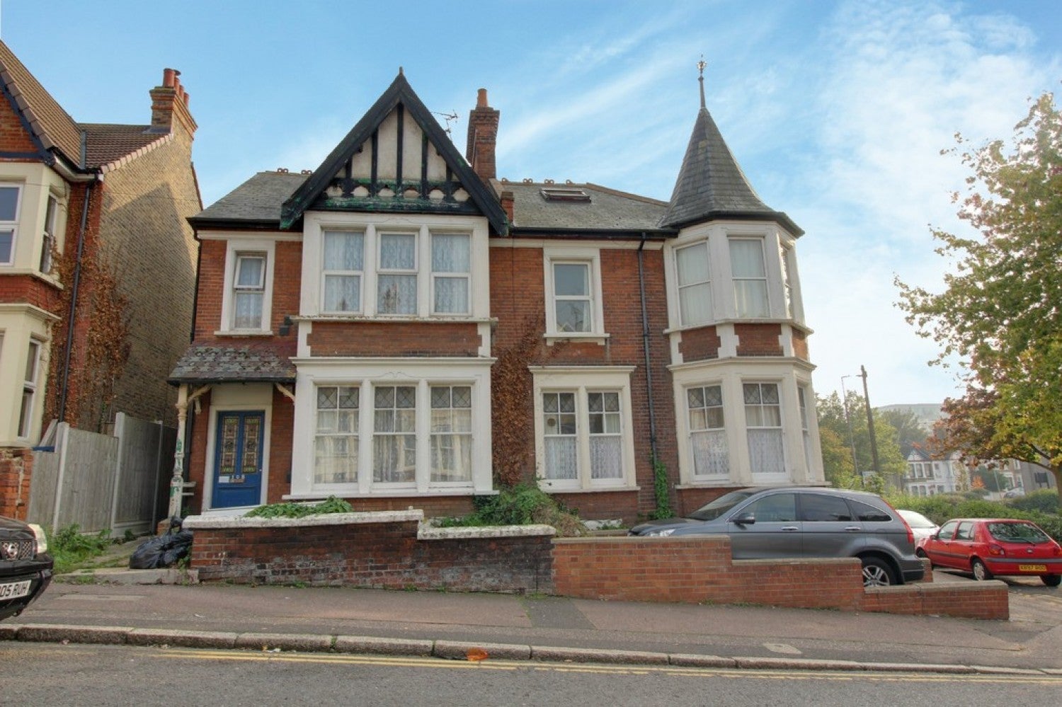 Flat St Leonards Road in Southend-on-Sea