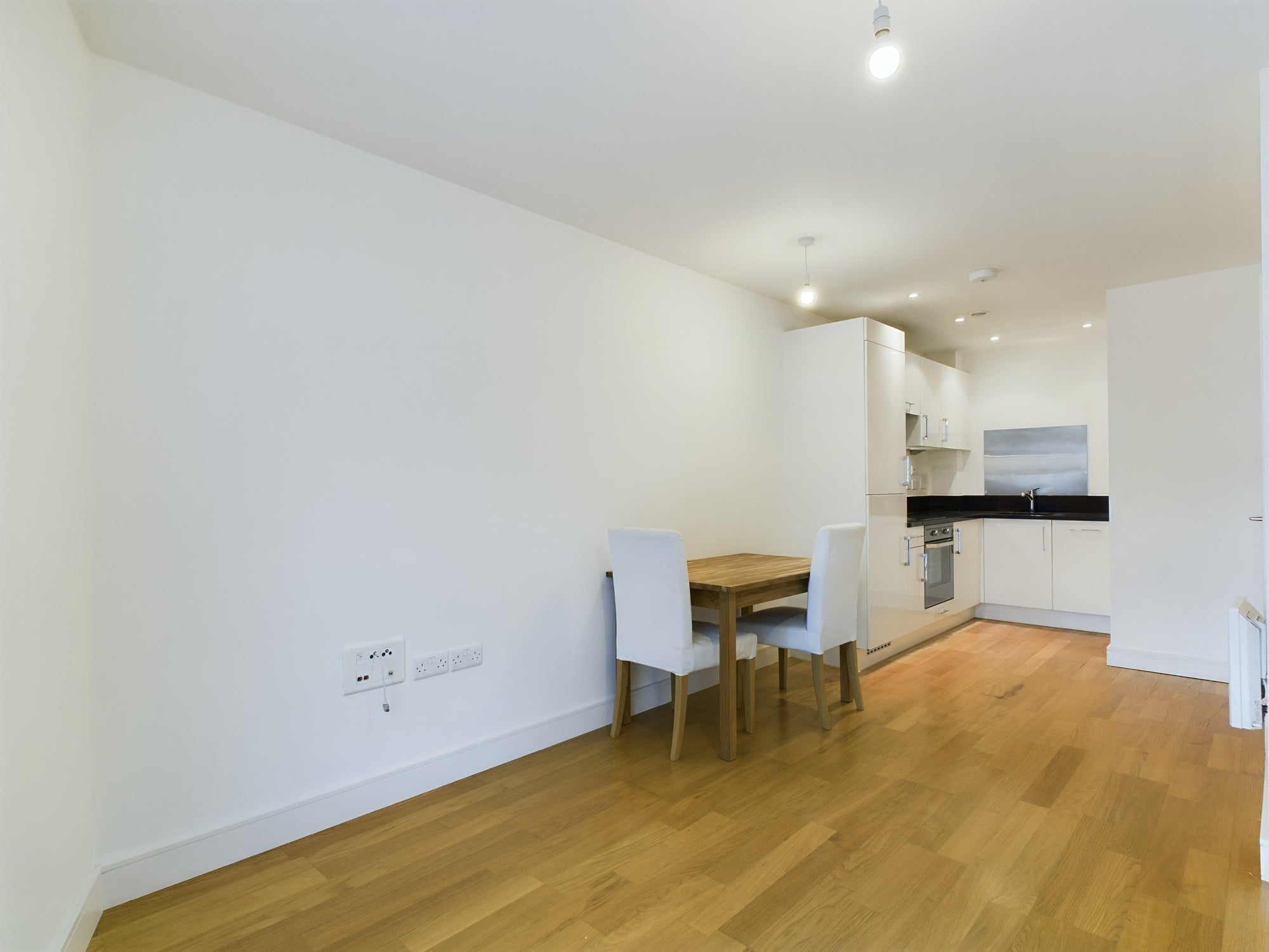 Flat Dock Head Road in Chatham
