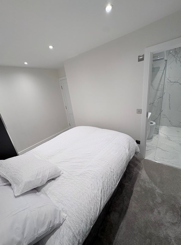 Flat Royal College Street in Greater London