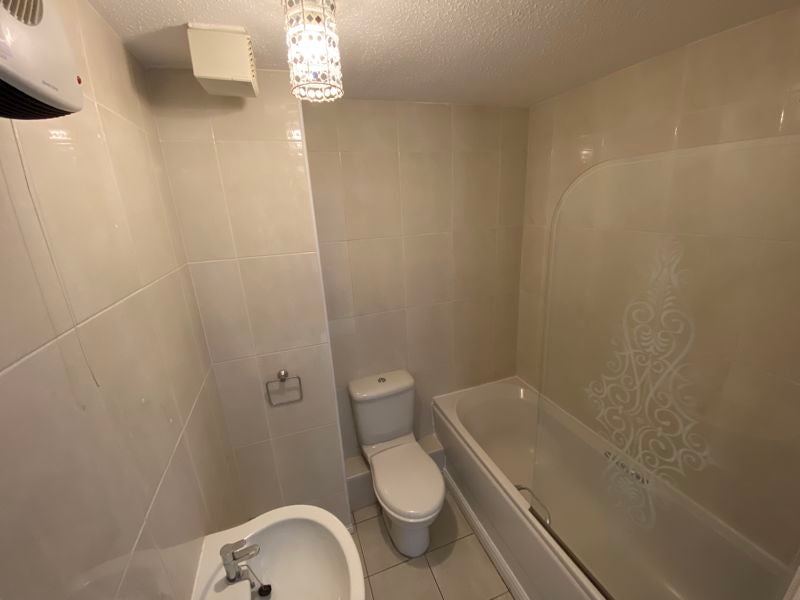 Flat Knightswood Court in Liverpool