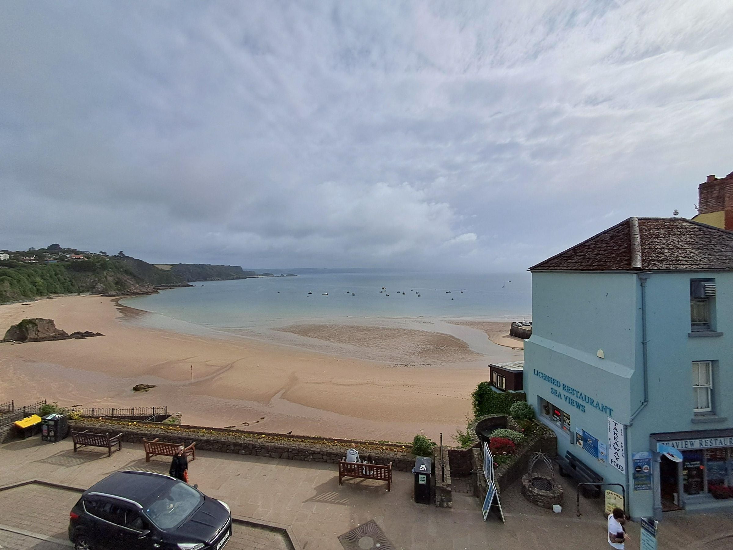 Flat Upper Frog Street in Tenby