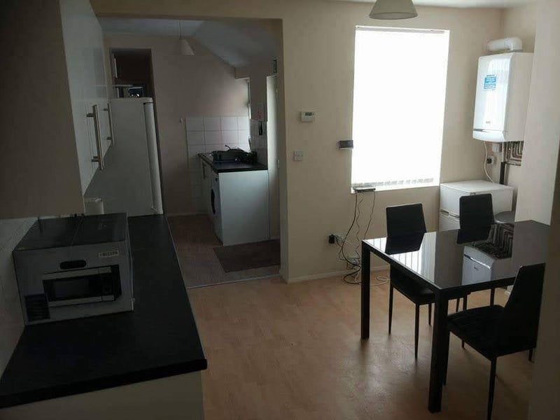 Room Sherwood Drive in Shirebrook
