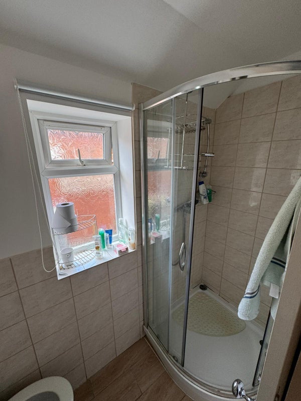 Room Sherwood Drive in Shirebrook