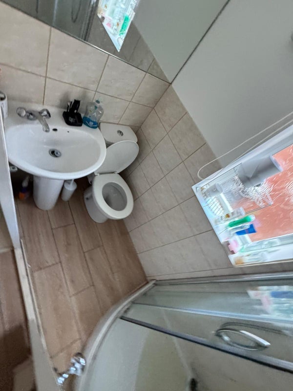 Room Sherwood Drive in Shirebrook