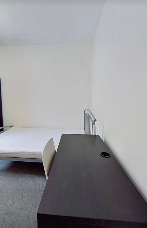 Room Lewis Street in Pontypridd
