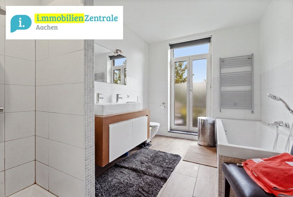 Tussenwoning te koop: Maastrichterlaan 185, Vaals