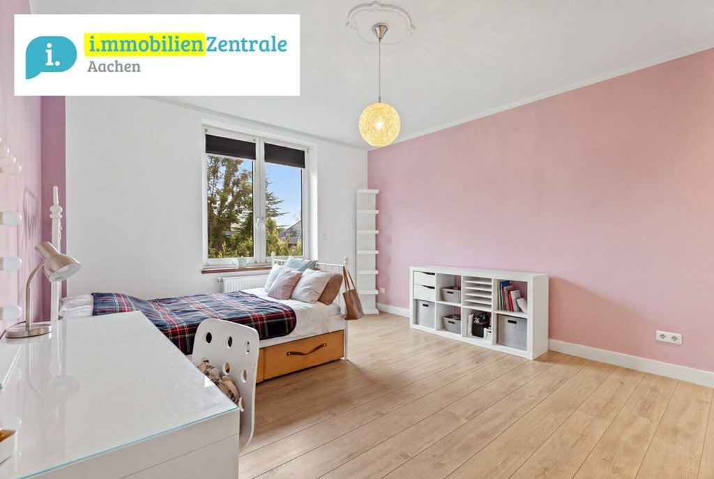 Tussenwoning te koop: Maastrichterlaan 185, Vaals