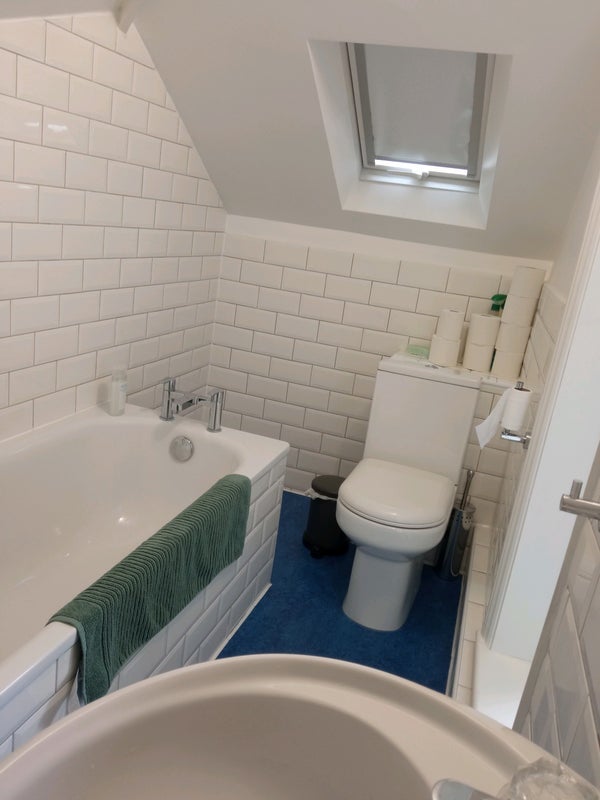Room Japan Crescent in Greater London
