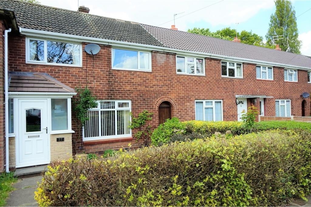 Room Woodhouse Road North in Wolverhampton