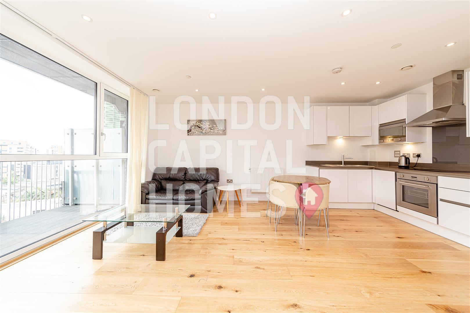 Flat Emily Street in Greater London