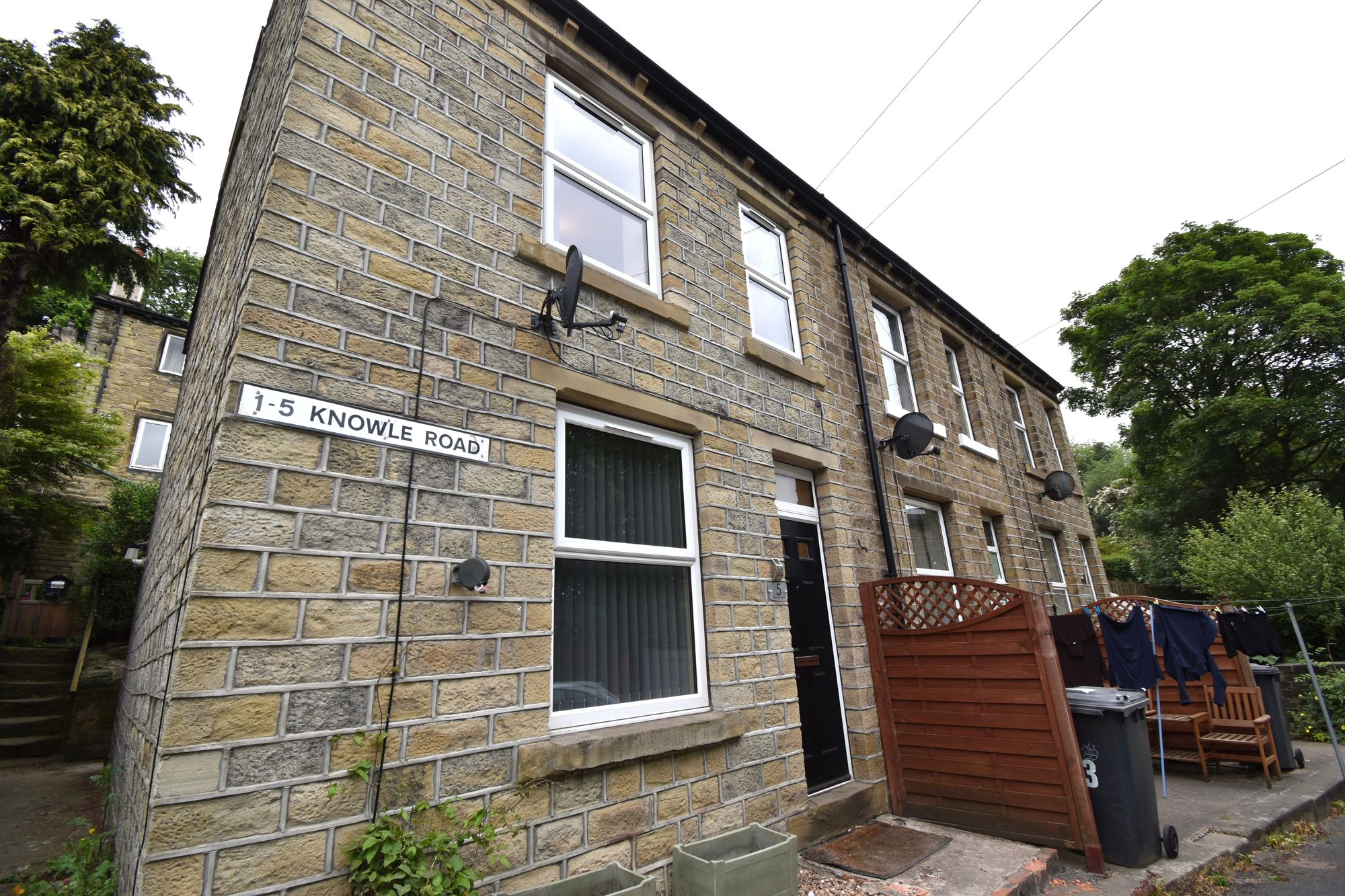 Flat Knowle Road in Kirklees