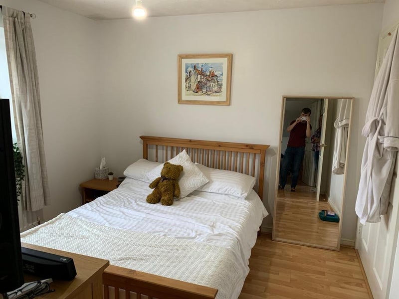 Room Moor Furlong in Slough