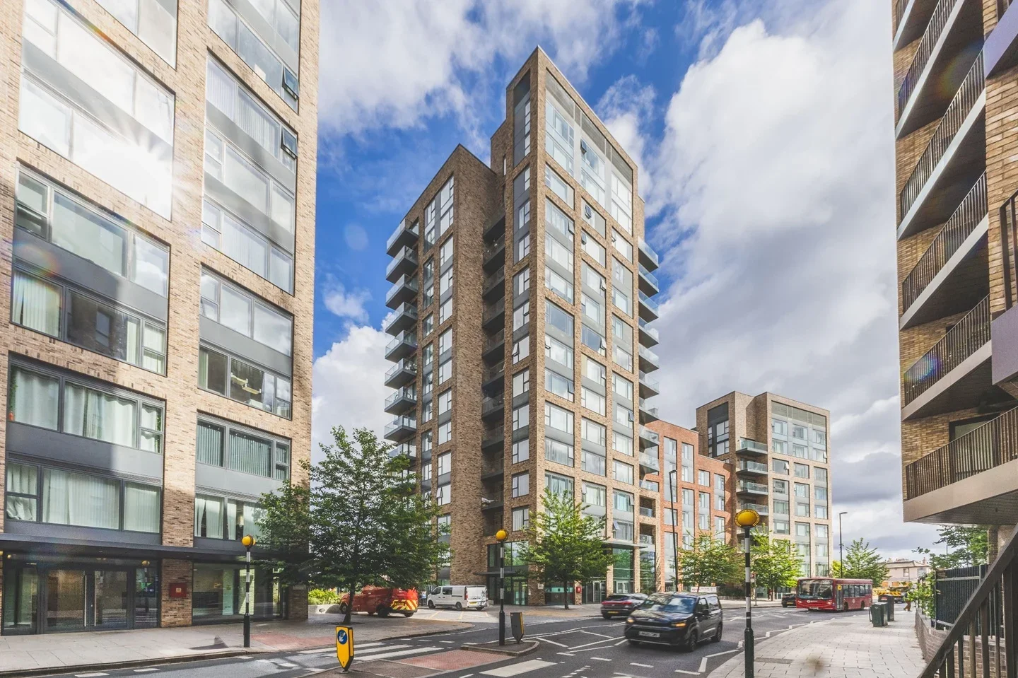 Flat Cherry Orchard Road in Greater London