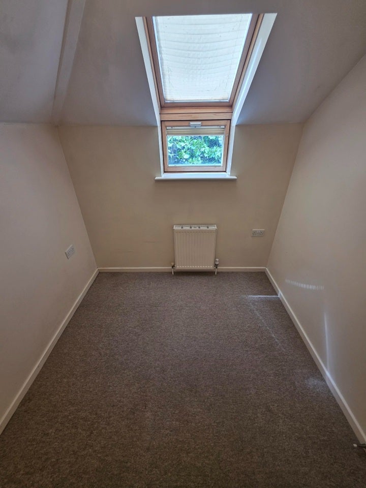 Flat Throop Road in Bournemouth