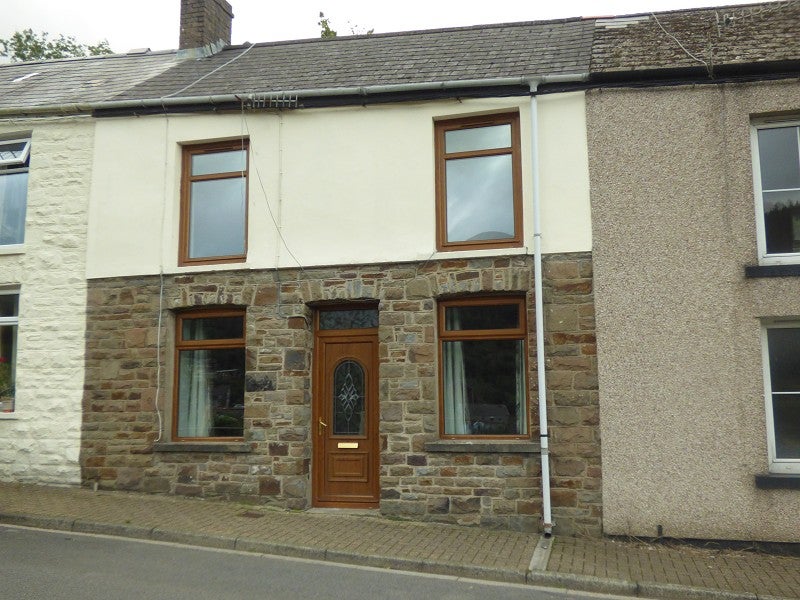 House North Vale View in Ogmore Valley