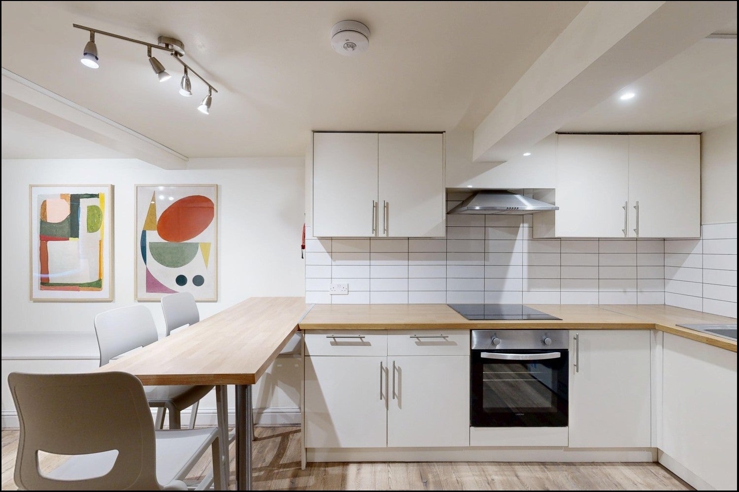 Flat Otley Road in Leeds
