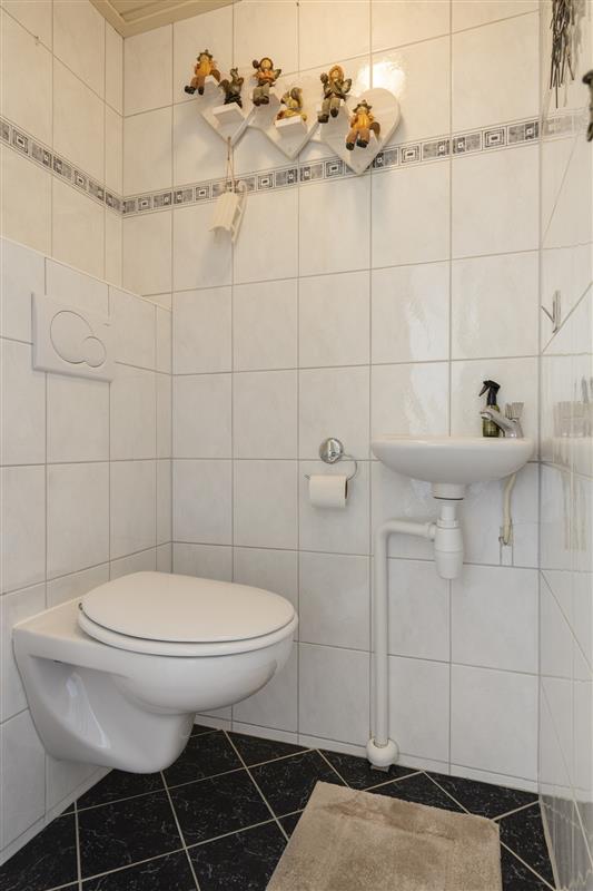 Hoekwoning te koop: IJsselmeerweg 33, Marken
