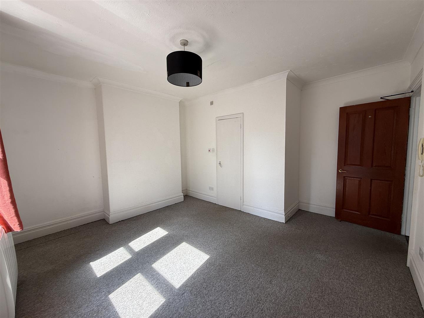 Flat Ettrick Road in Chichester