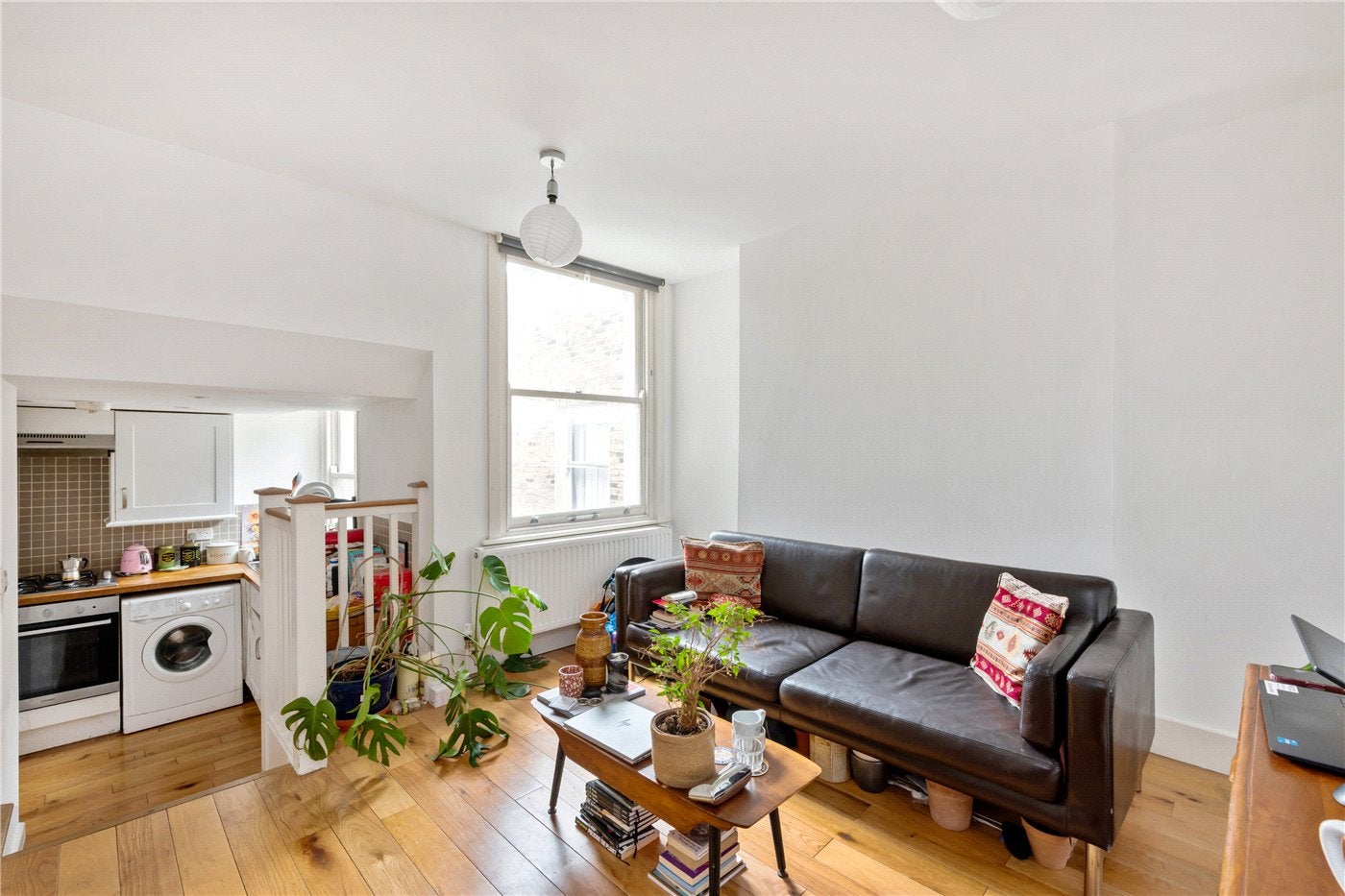 Flat Geldeston Road in Greater London