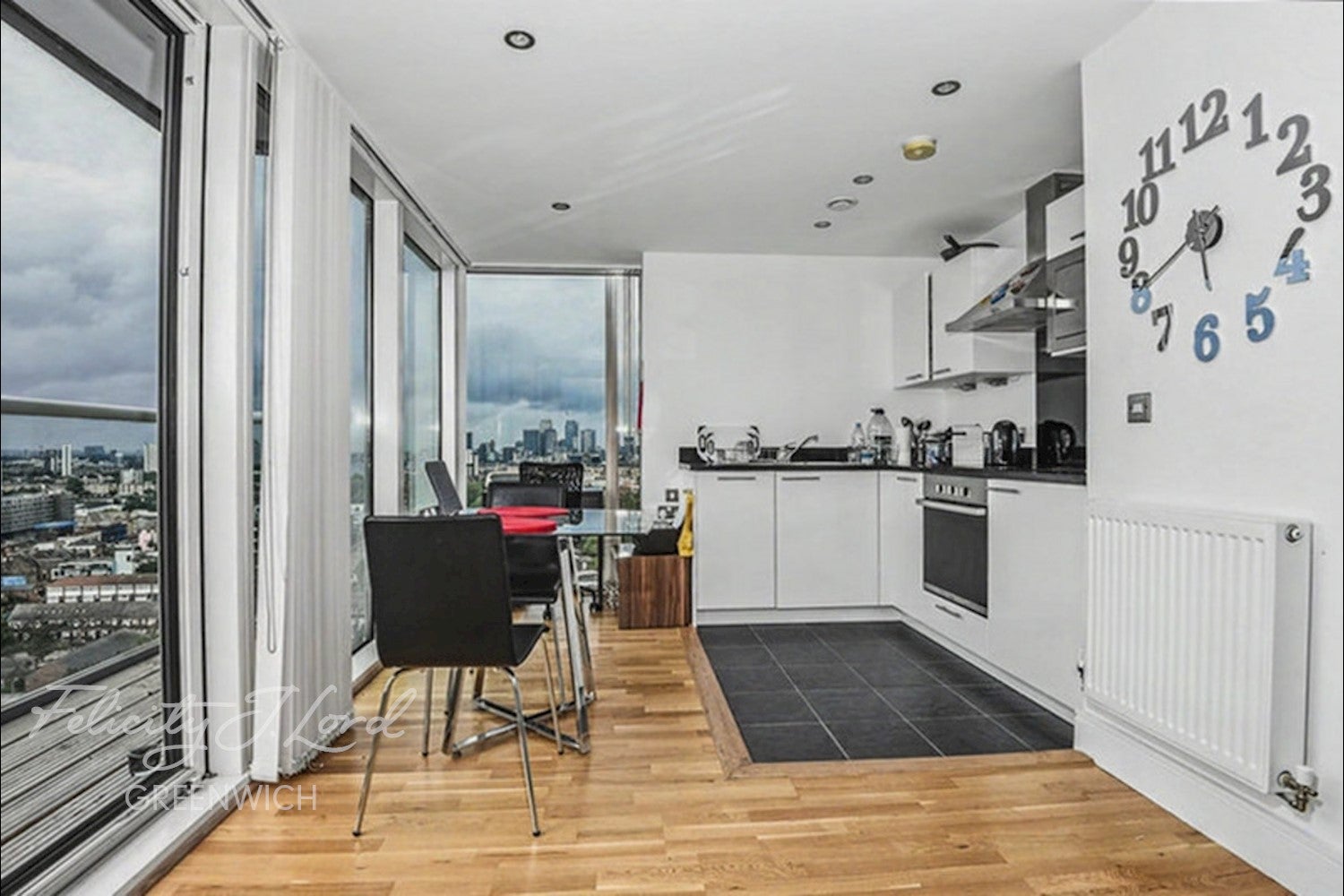 Flat Seager Place in Greater London