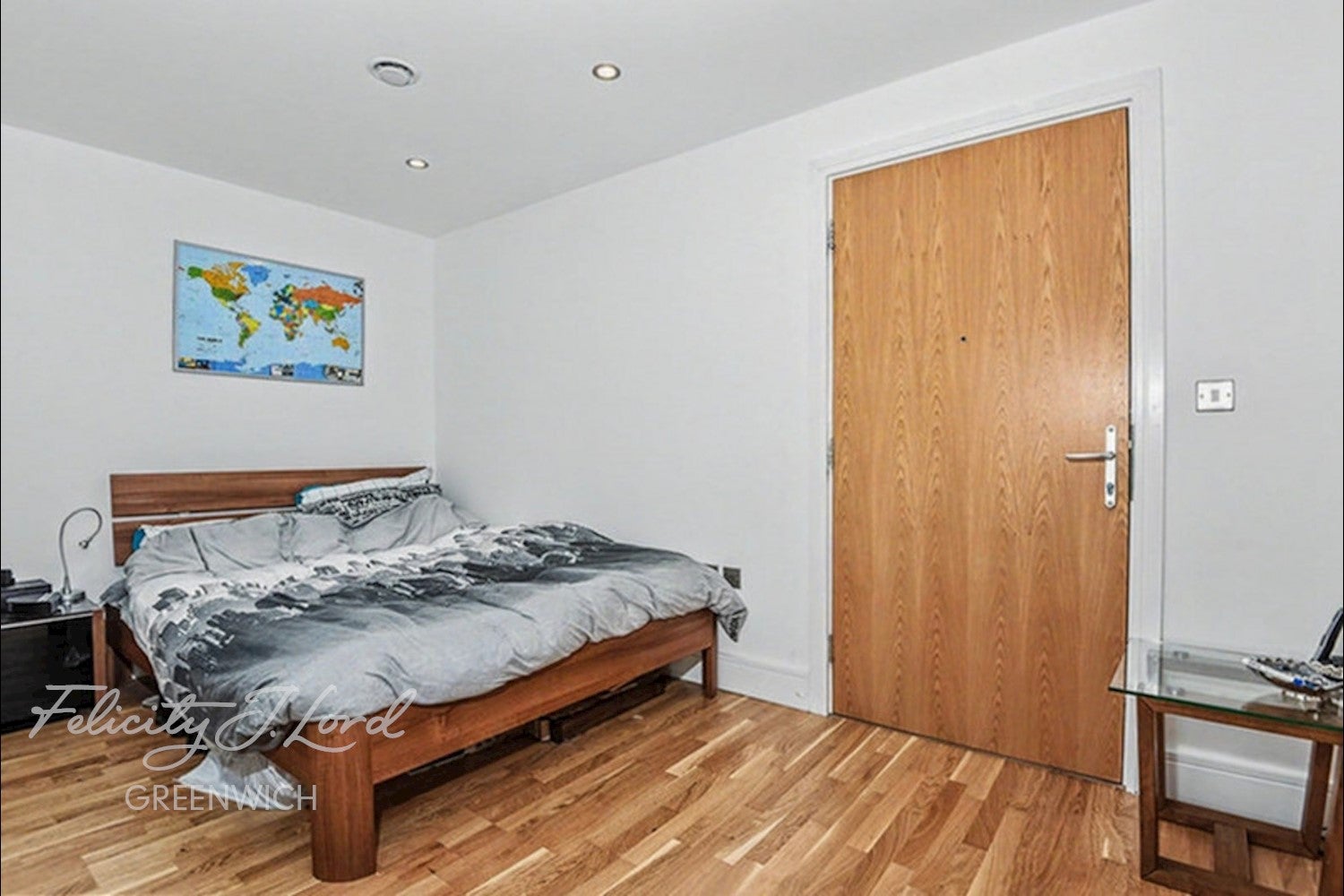 Flat Seager Place in Greater London
