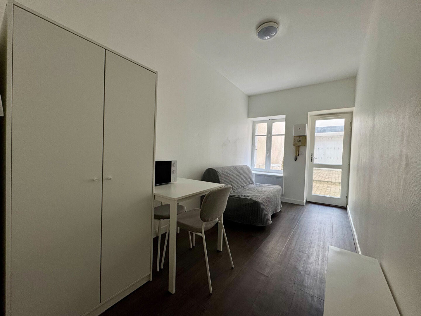 Flat Rue du 19 Mars 1962 in Poitiers