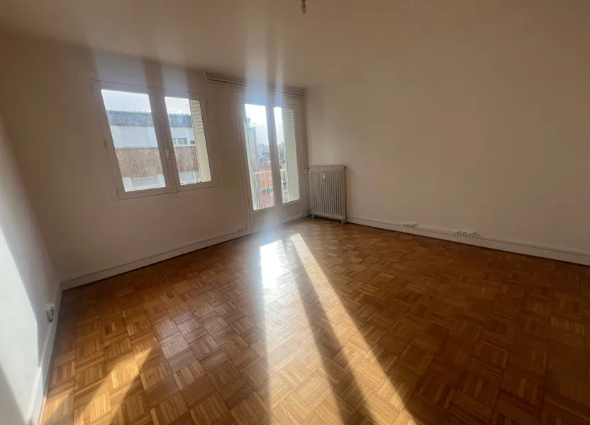 Flat Avenue Bertrand Barère in Tarbes